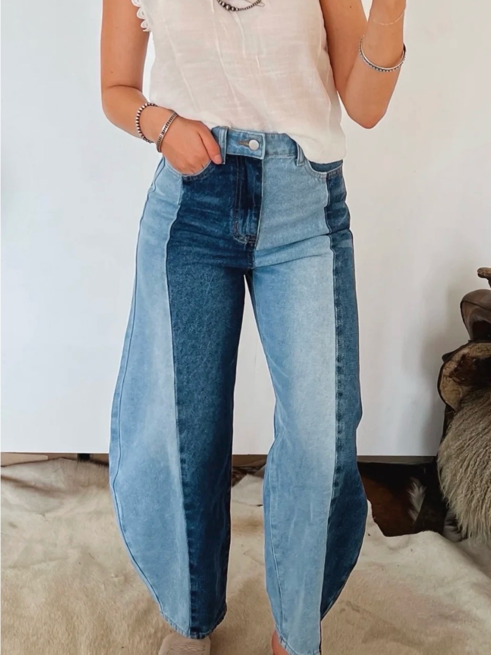 Two-Tone Blue Wide-Leg Women's Jeans